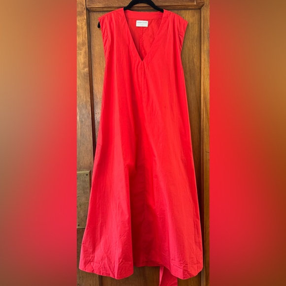 Modern Citizen Claudette Tie Waist Cotton Dress in Berry Red- Medium - Picture 3 of 7